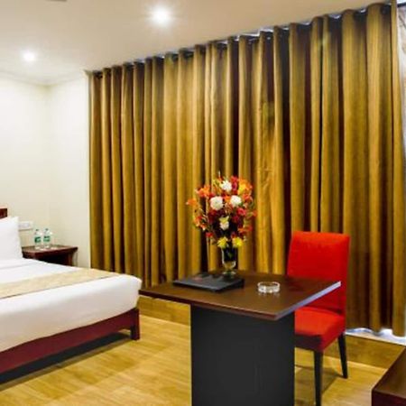 Clarks Inn Nehru Place Neu-Delhi Exterior foto