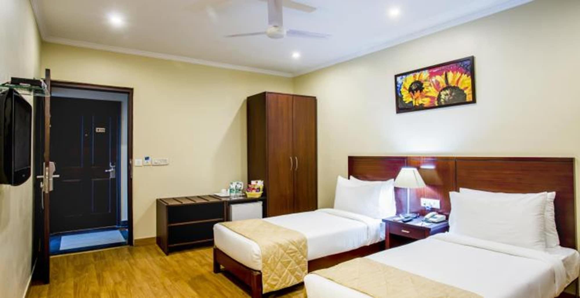 Clarks Inn Nehru Place Neu-Delhi Exterior foto