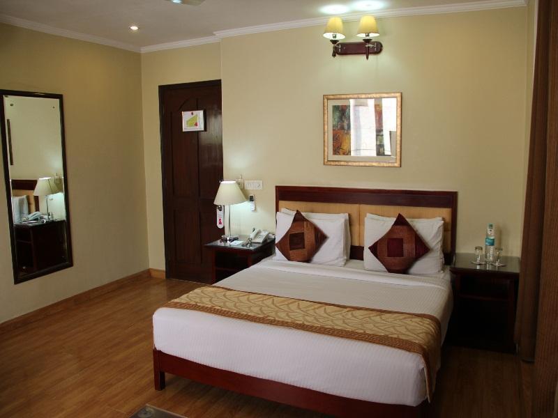 Clarks Inn Nehru Place Neu-Delhi Exterior foto